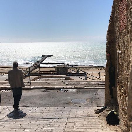 Casa Ai Tre Campanili Lägenhet Gela Exteriör bild