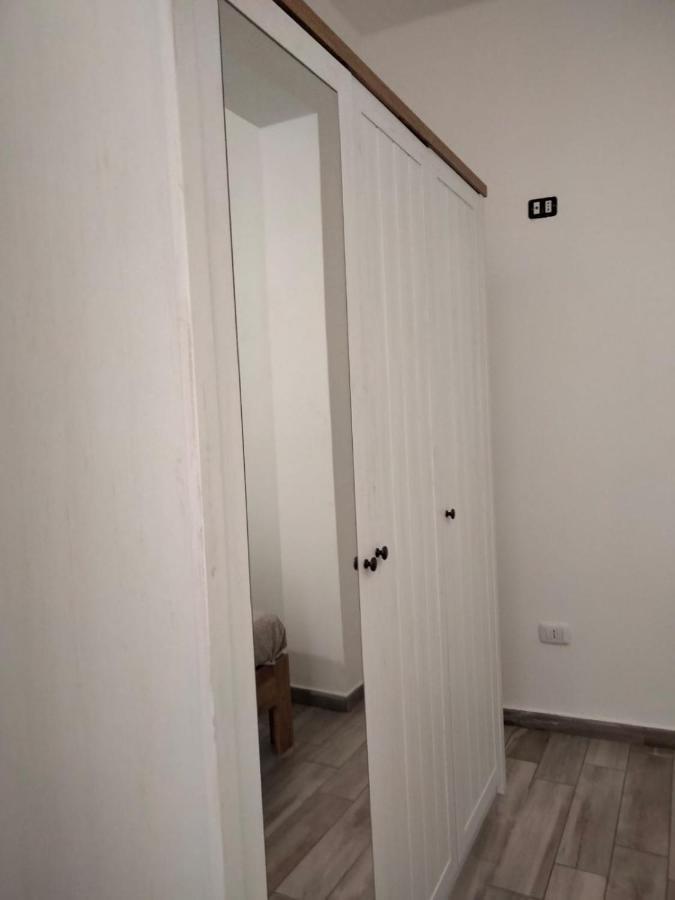 Casa Ai Tre Campanili Lägenhet Gela Exteriör bild