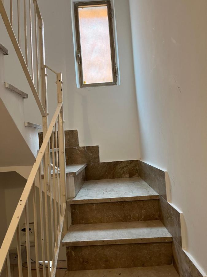 Casa Ai Tre Campanili Lägenhet Gela Exteriör bild