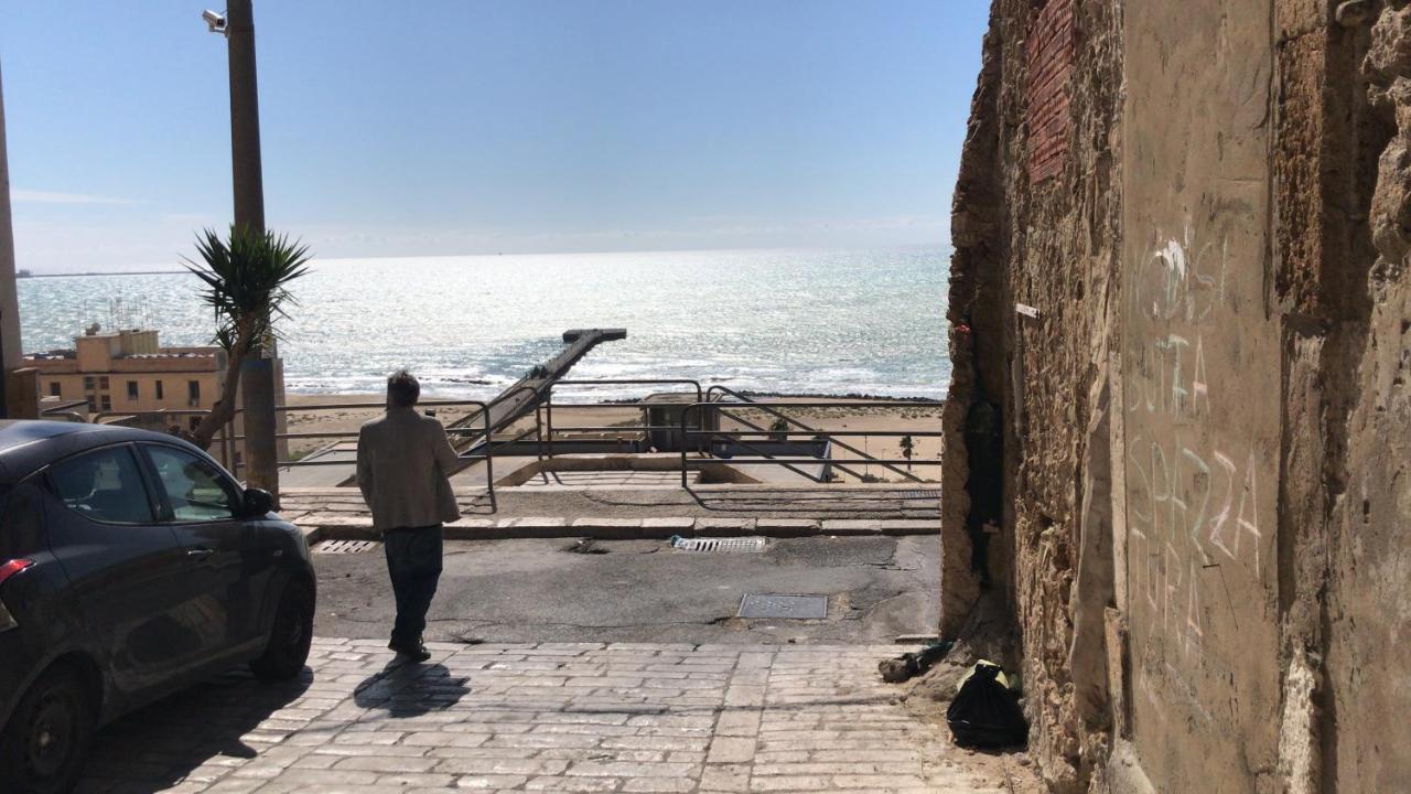 Casa Ai Tre Campanili Lägenhet Gela Exteriör bild